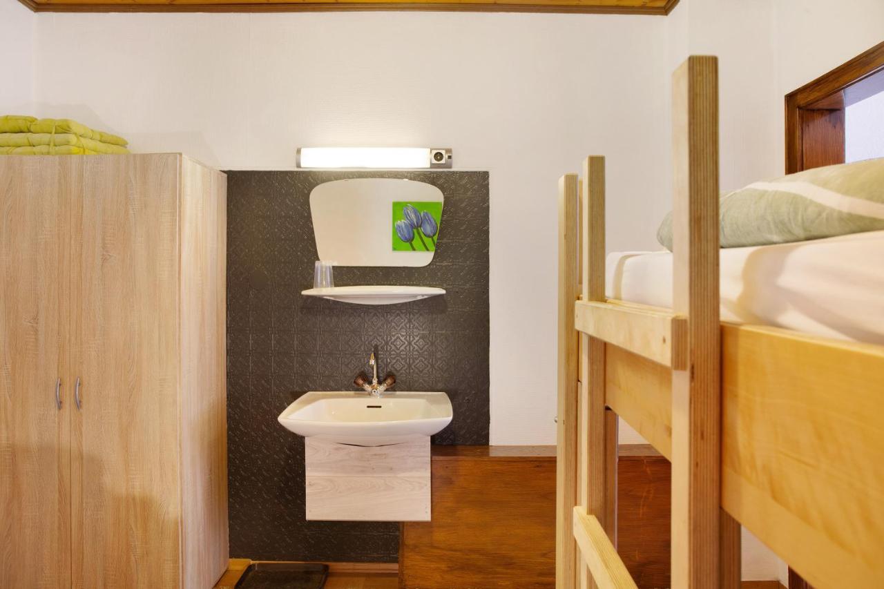 Flying Hirsch Aparthotel Stall ภายนอก รูปภาพ